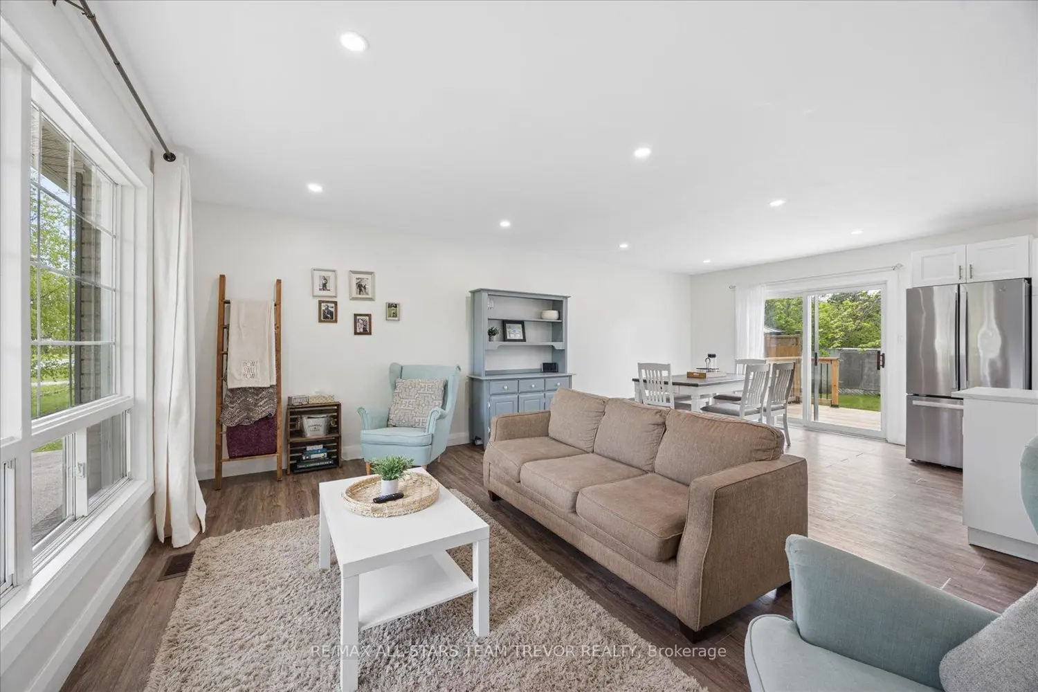 11 Halmar Park Road photo 2