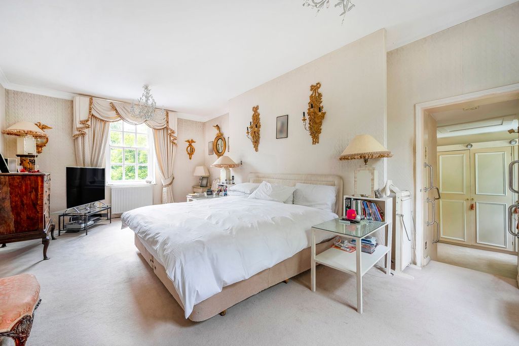 Additional image 14 of 4 bed detached house for saleChalk Lane, Epsom KT18