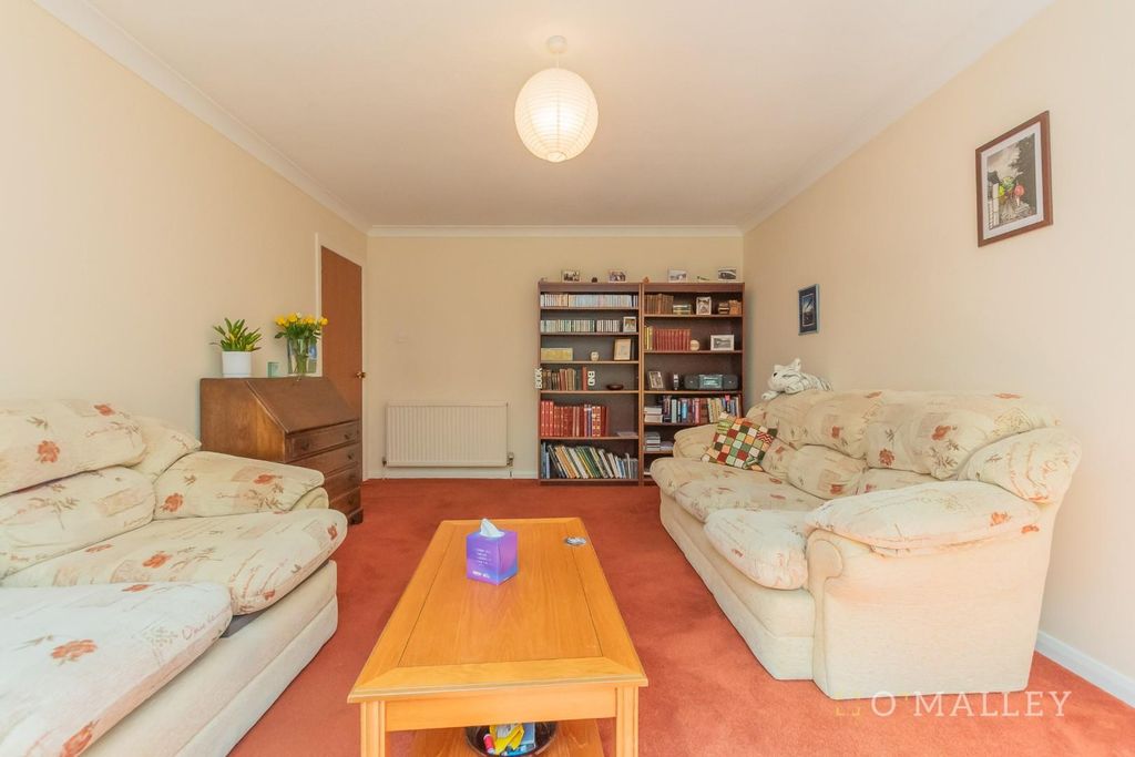 Additional image 9 of 2 bed bungalow for saleHillview Place, Dollar FK14