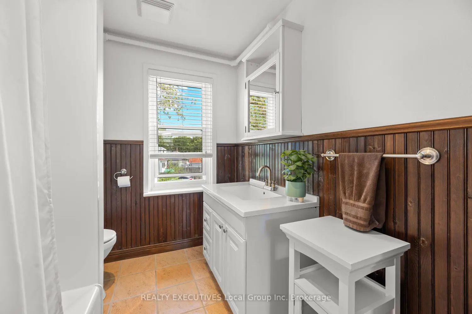 Additional image 12 of 1069 Ferguson Street