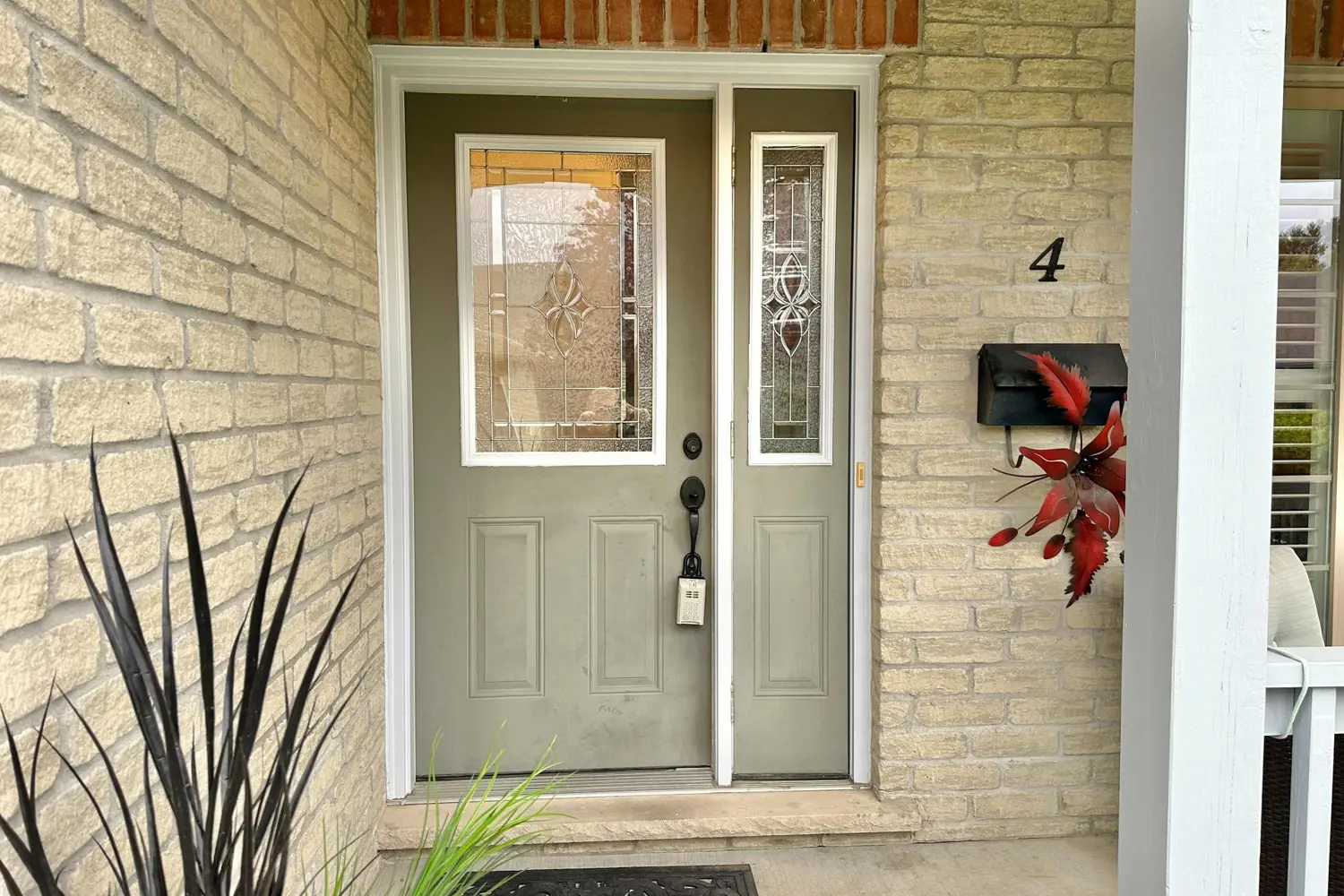 409 Queen Street 4 photo 4