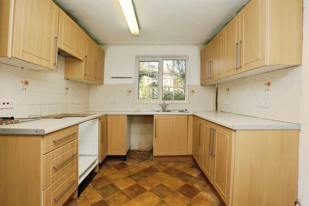 Additional image 7 of 3 bed detached house for saleClandon Drive, Eastleigh SO50