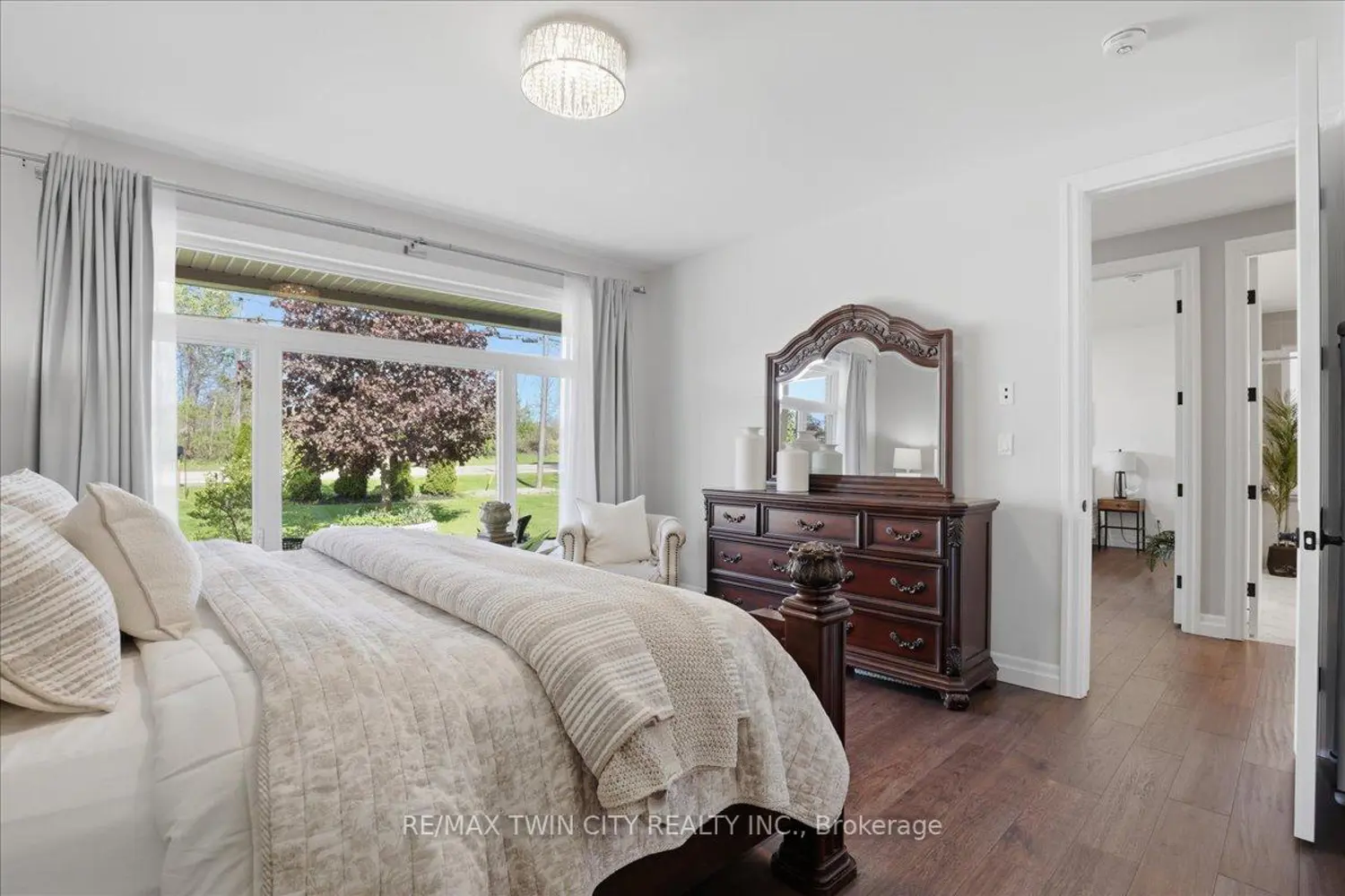 Additional image 9 of 1438 Mannheim Road