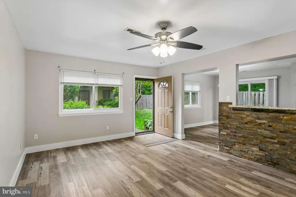 1432 Granada Court, Hampton, VA 23630 photo 4