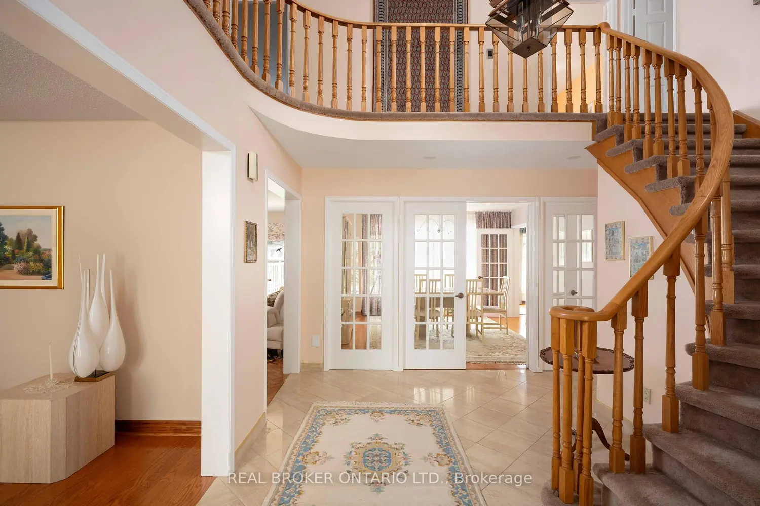 1128 Mayfair Road photo 2