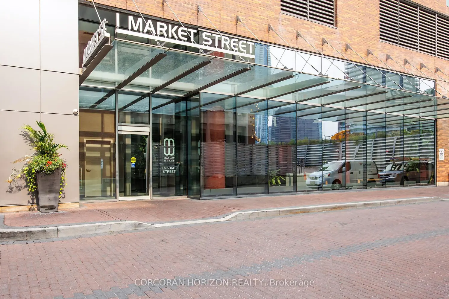 1 Market Street Ph01