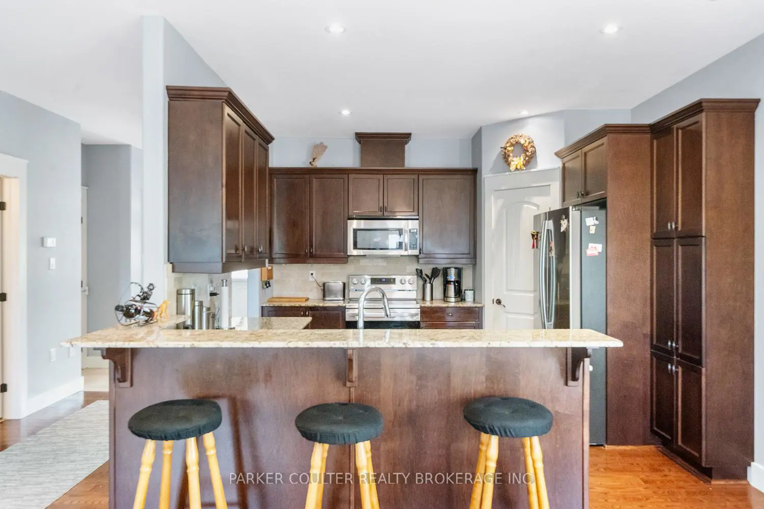 3938 Wood Avenue photo 5