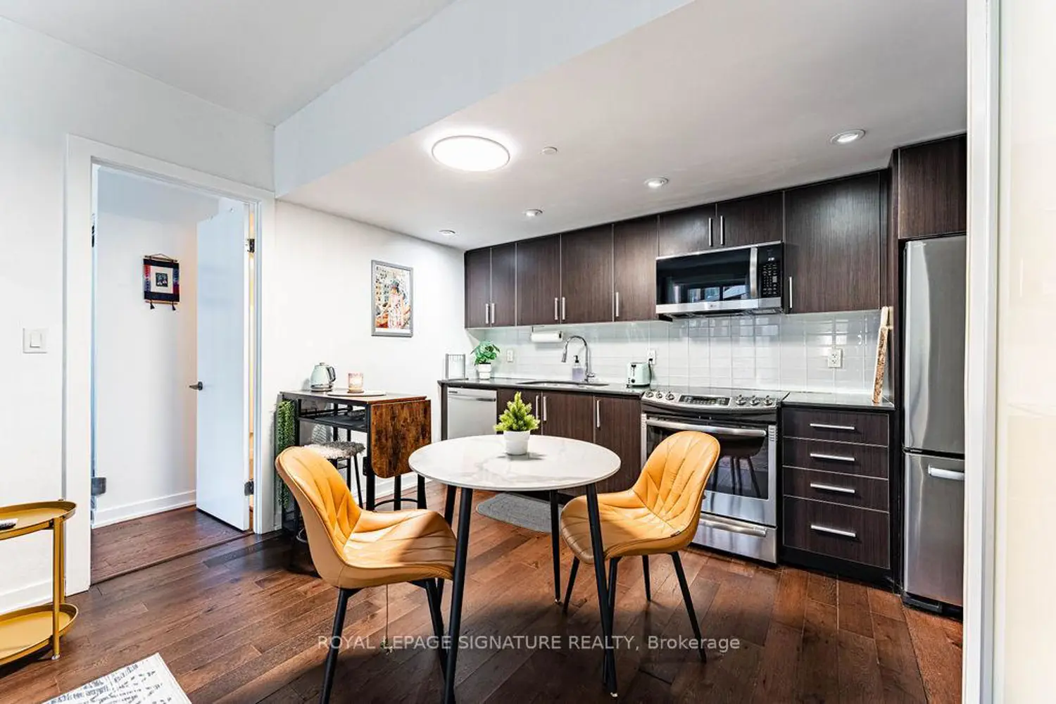 Additional image 13 of 20 Bruyeres Mews 501