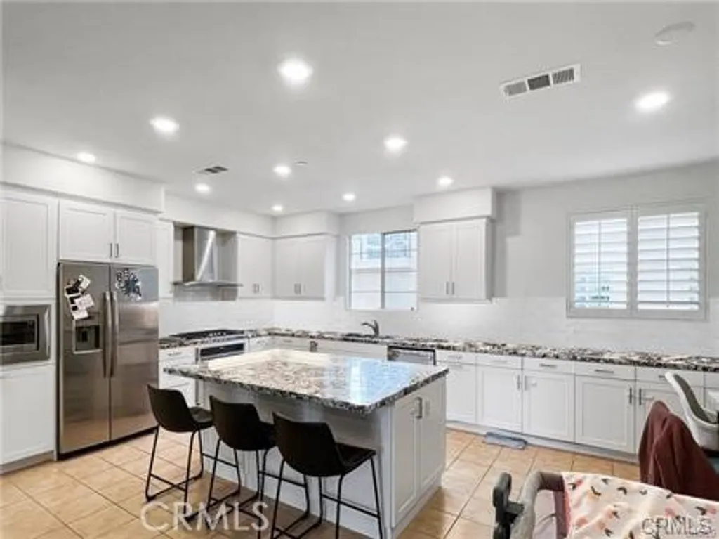 Additional image 3 of 125 Cadence, Irvine, CA 92618