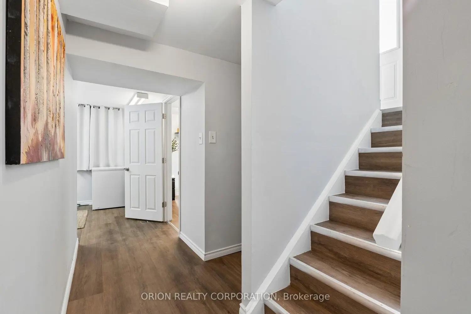 Additional image 12 of 1014B Vanier Avenue