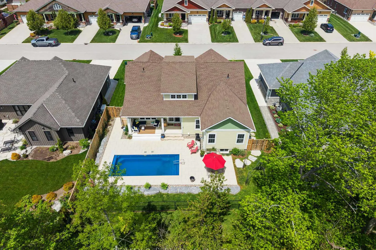 14 Thimbleweed Drive photo 3