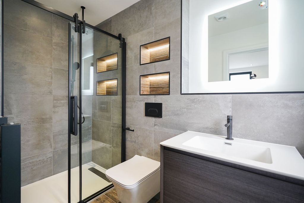 Additional image 30 of 4 bed detached house for sale3 Park Lane, Dronfield S18
