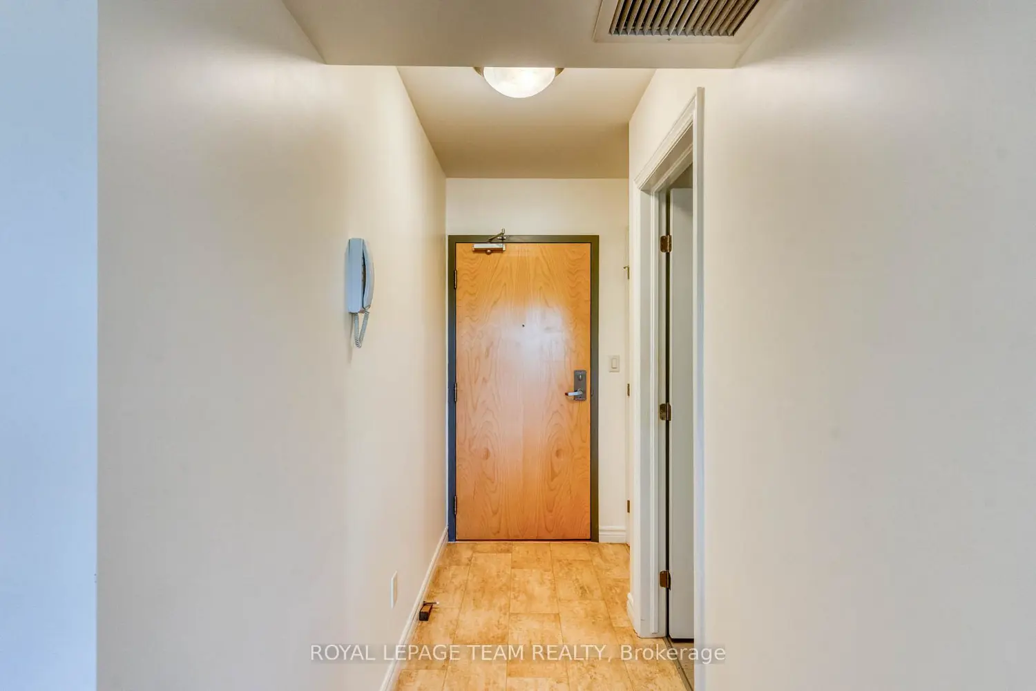 Additional image 3 of 100 Jamieson Street 204