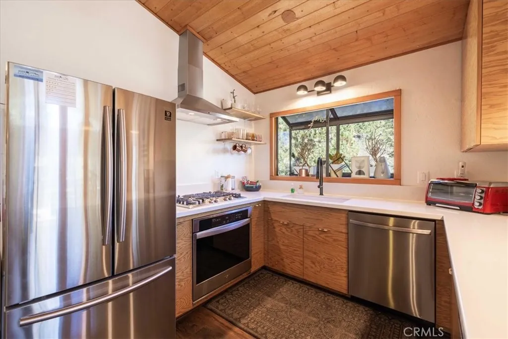 Additional image 13 of 1231 Ridge Rd, Fawnskin, CA 92333