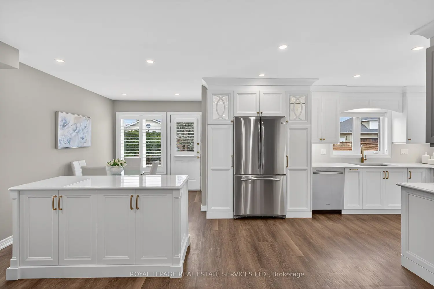 2393 Ennerdale Road photo 2