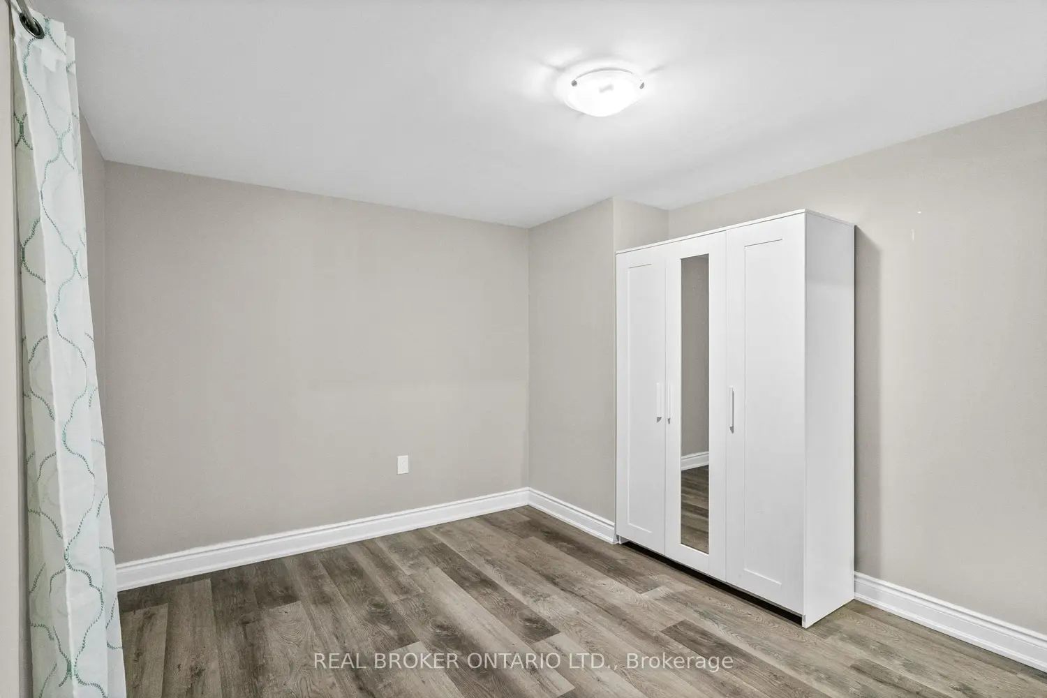 Additional image 18 of 11 Cathcart Crescent