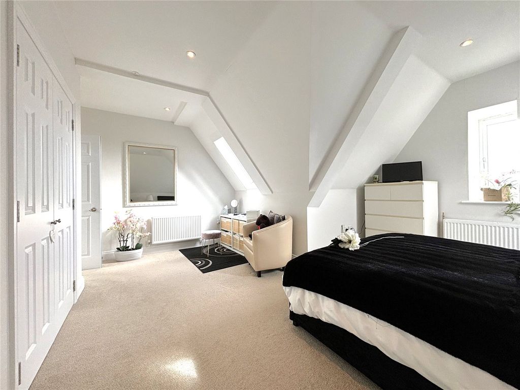 Additional image 9 of 3 bed flat for saleSomerleigh Road, Dorchester, Dorset DT1