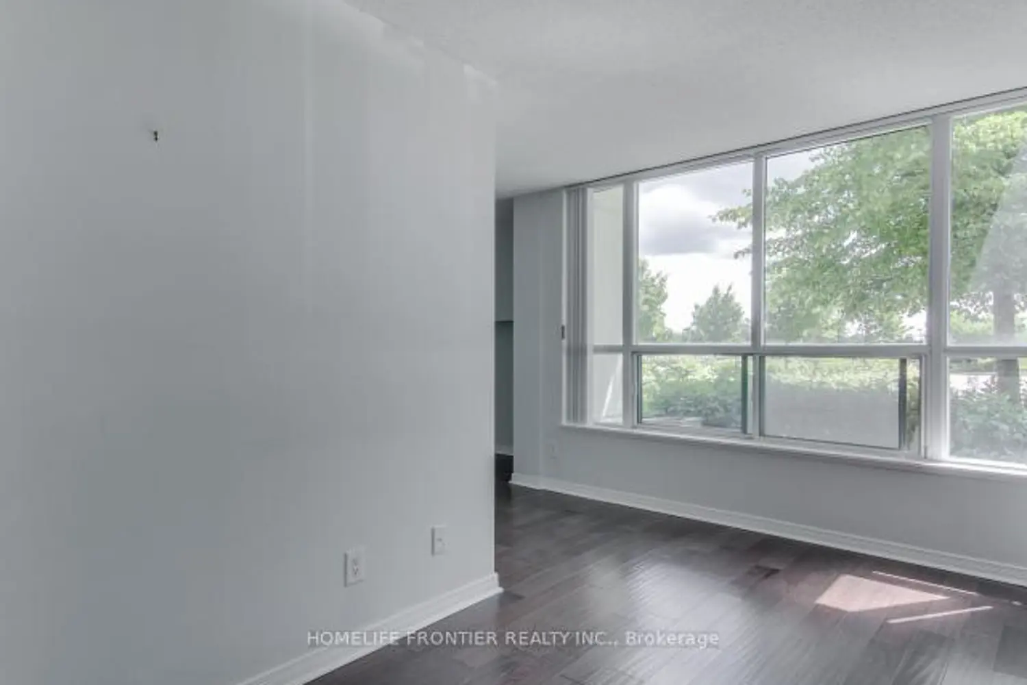 Additional image 7 of 4850 Glen Erin Drive 105