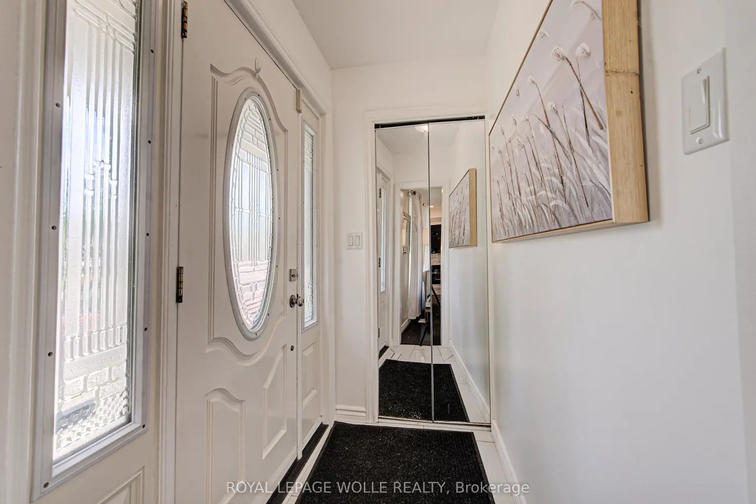 152 Clark Avenue photo 2