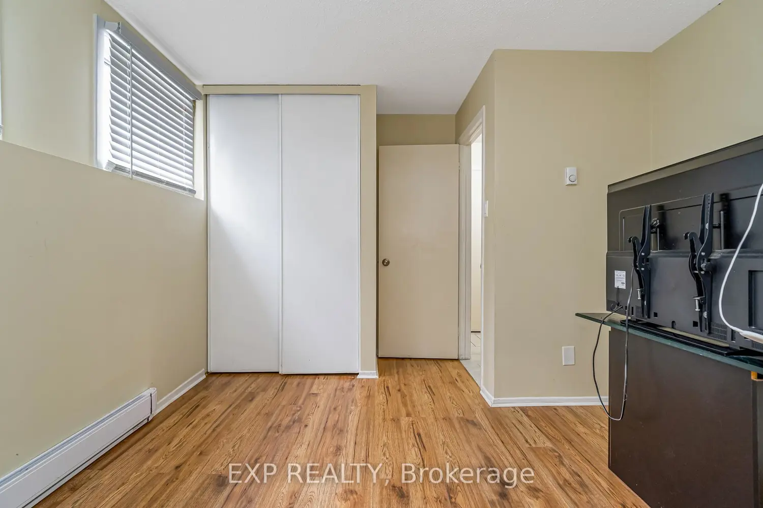Additional image 10 of 2610 Draper Avenue 12