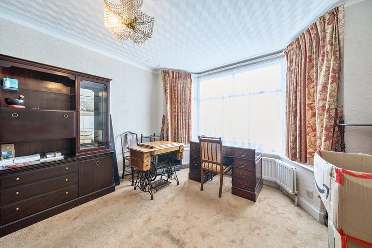 Additional image 2 of 3 bed flat for saleHolyrood Gardens, Edgware, London HA8