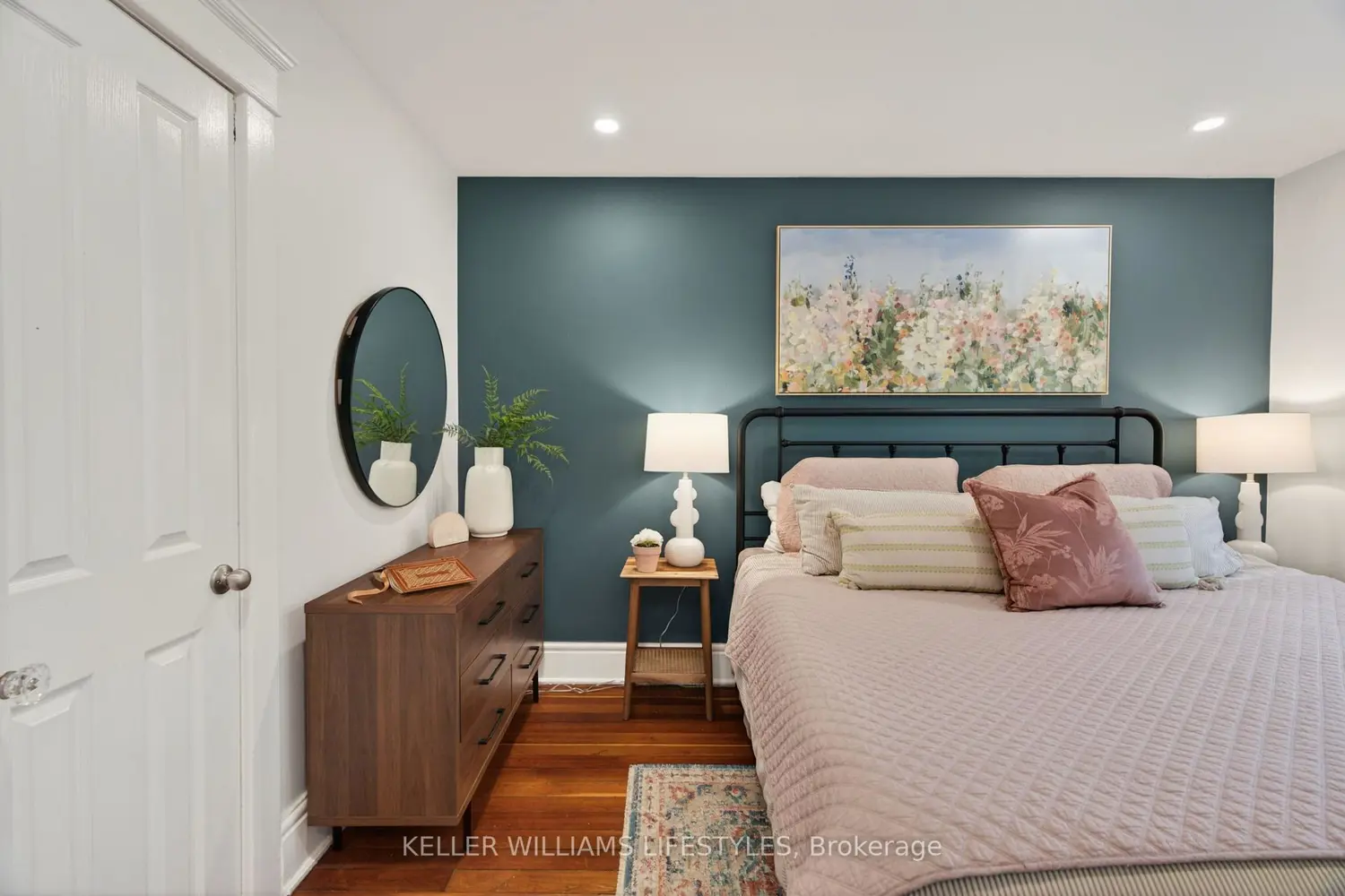 Additional image 16 of 882 1/2 William Street