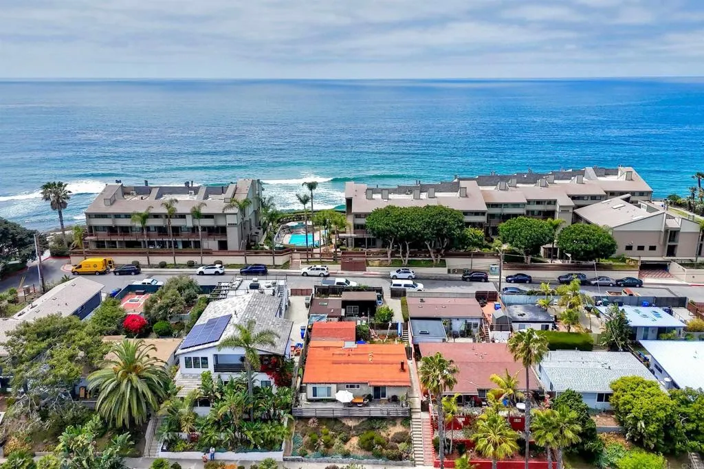 1034 3rd Street, Encinitas, CA 92024 photo 4