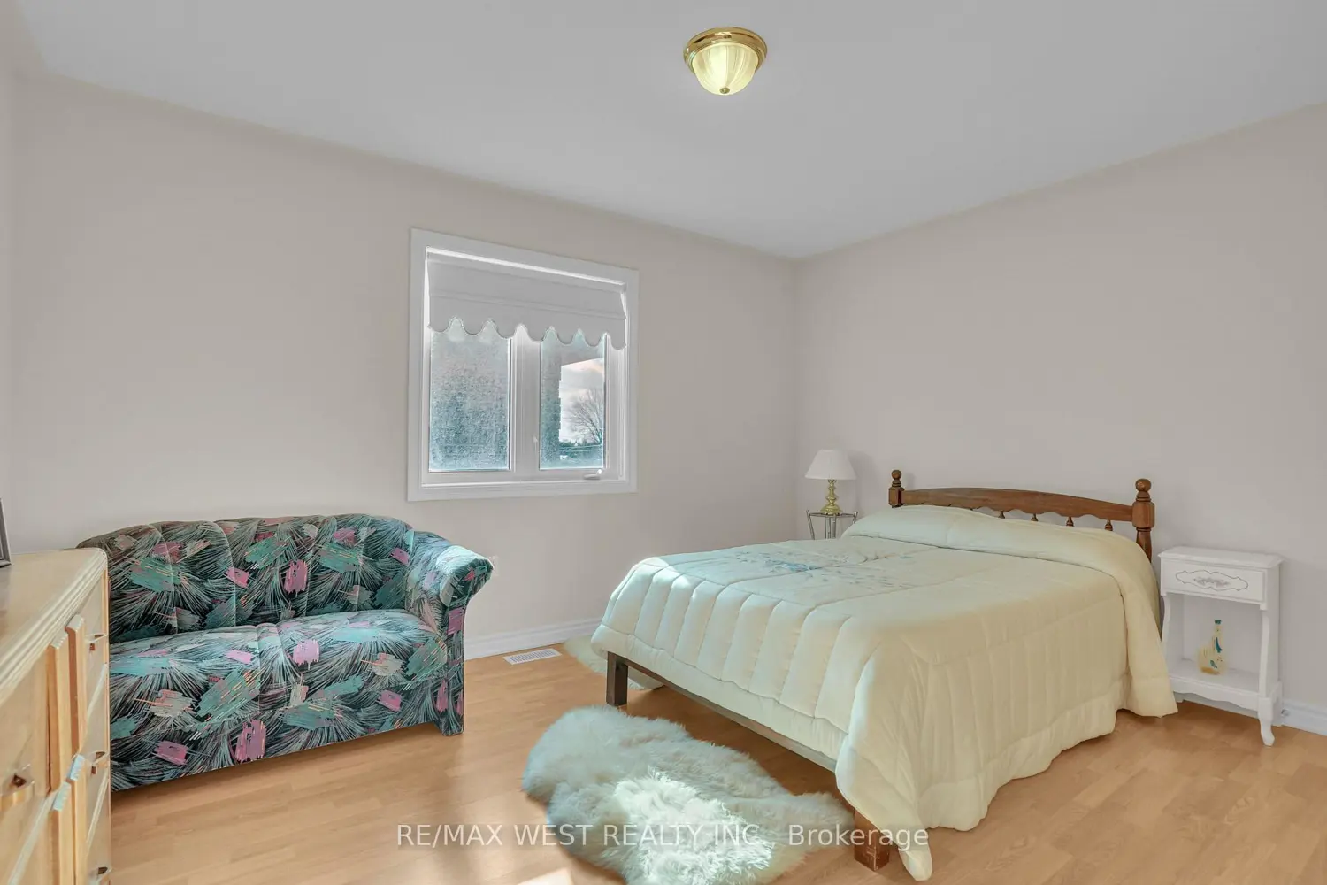 Additional image 12 of 503 Simcoe Road