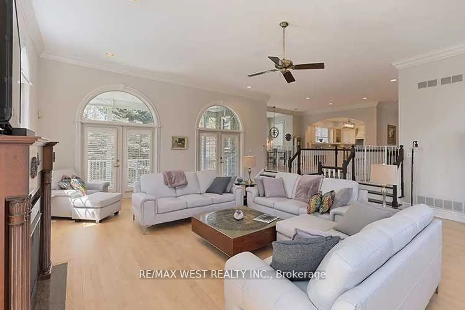 5 Humberview Drive photo 5