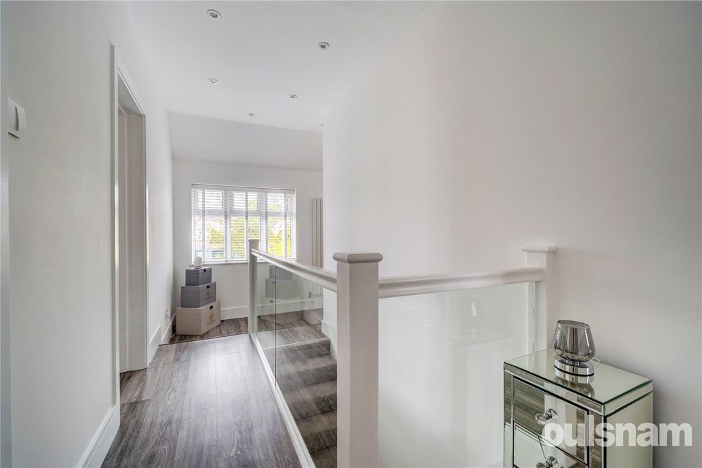 Additional image 18 of 4 bed detached house for saleVictoria Avenue, Droitwich, Worcestershire WR9