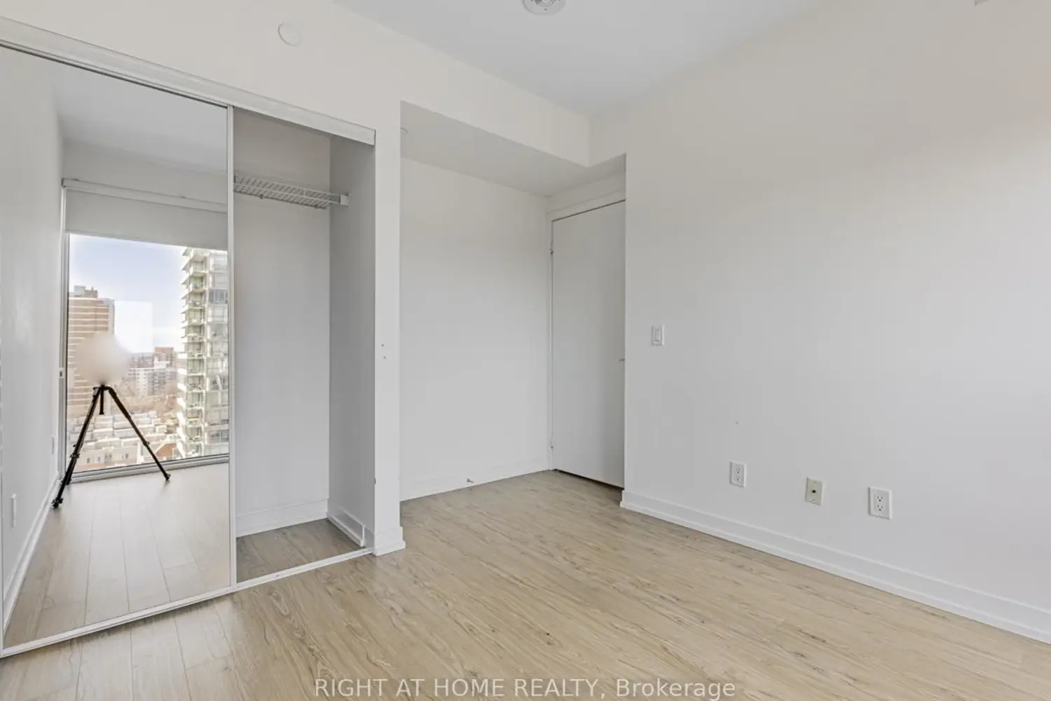 Additional image 15 of 85 Wood Street 1615