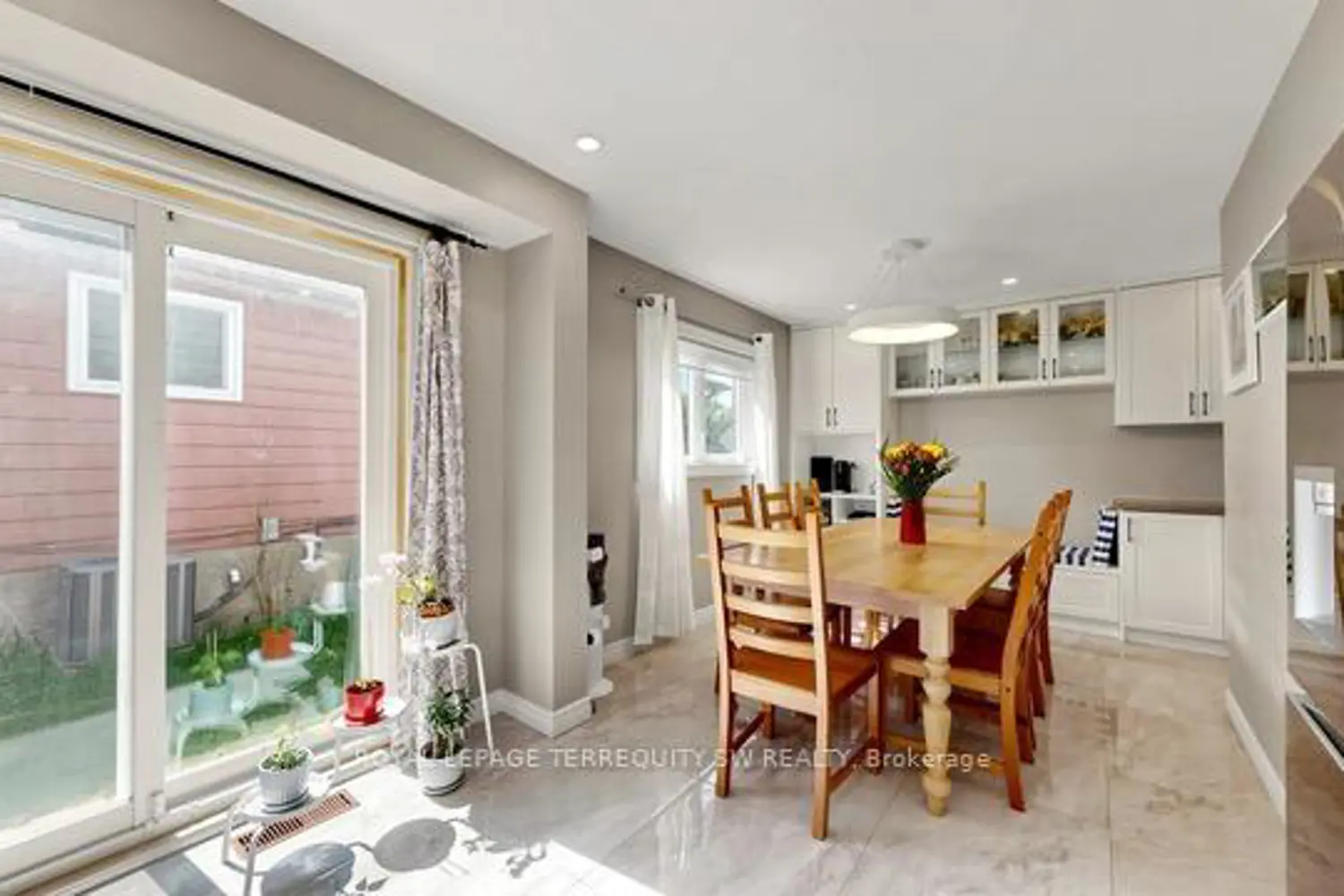 Additional image 5 of 115 Micmac Crescent