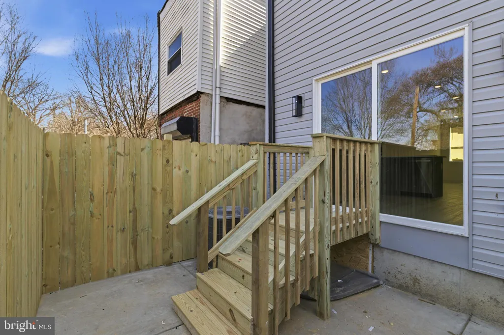 Additional image 7 of 1023 W Orleans Street, Philadelphia, PA 19133