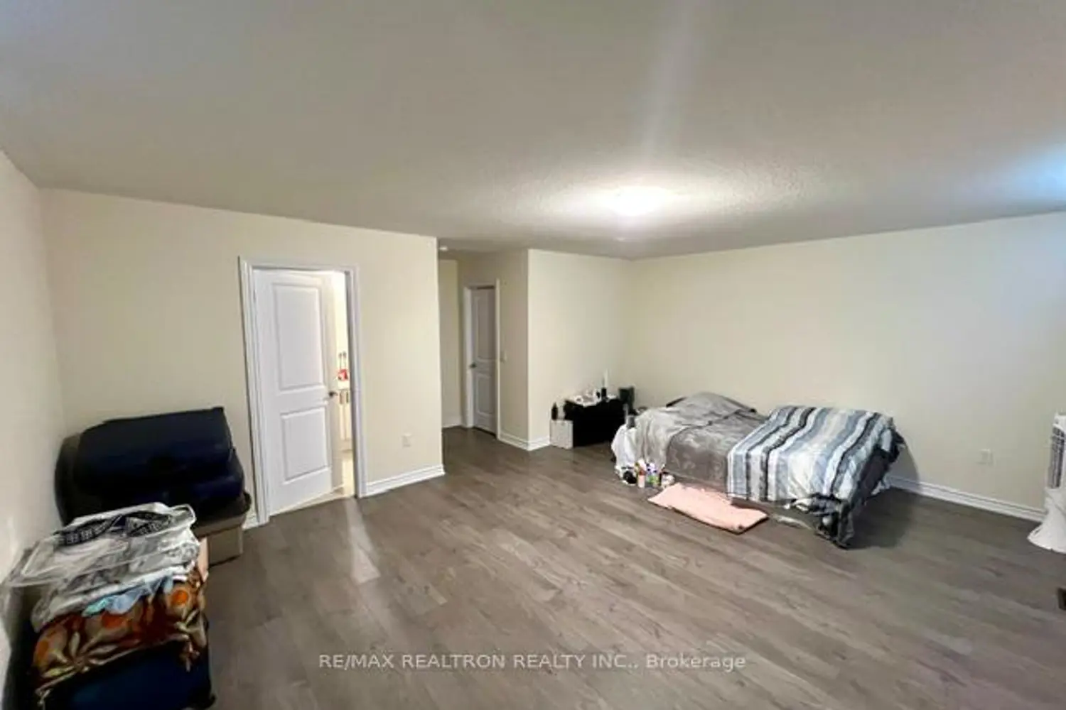 Additional image 4 of 166 Winters Way