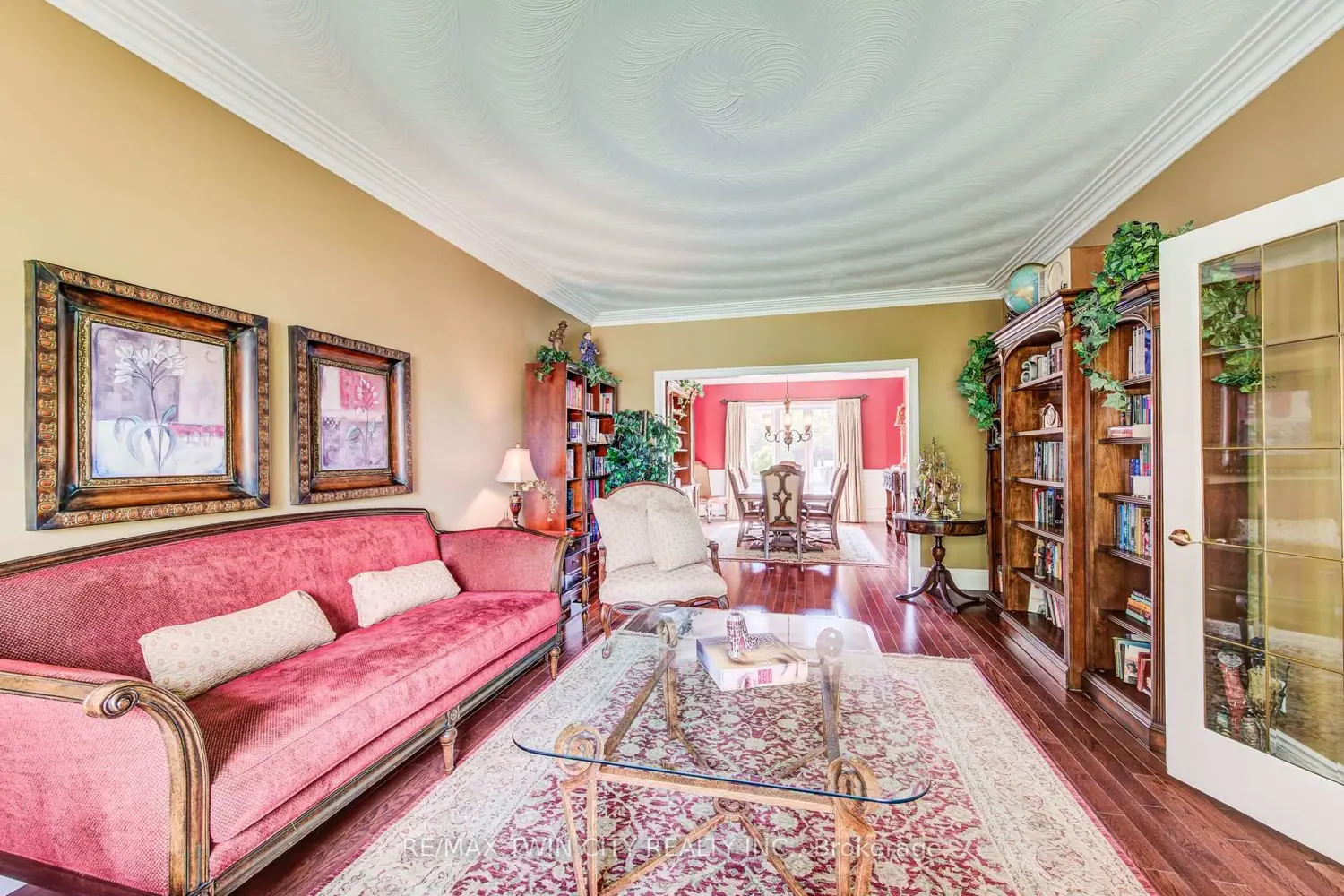 173 Golf Course Road photo 2