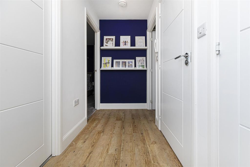 Additional image 25 of 2 bed flat for saleTennyson Avenue, Lindley, Huddersfield HD3