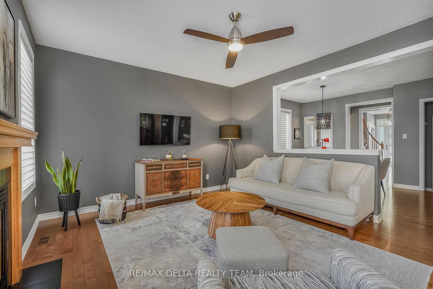 208 Serra Ridge photo 3