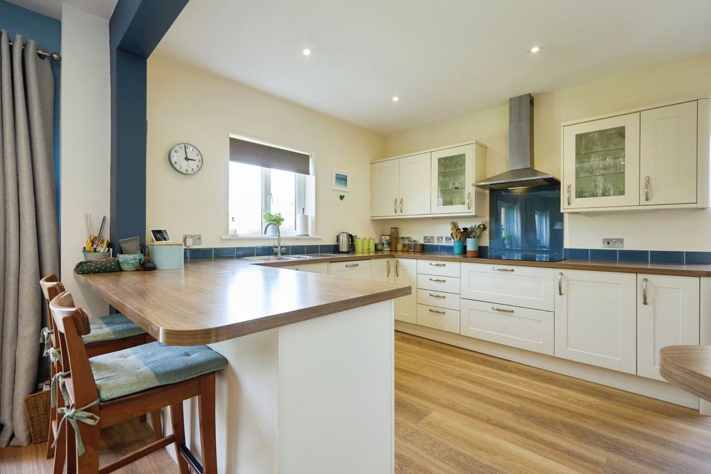 Additional image 5 of 4 bed detached house for saleAspen Road, Dorchester DT2