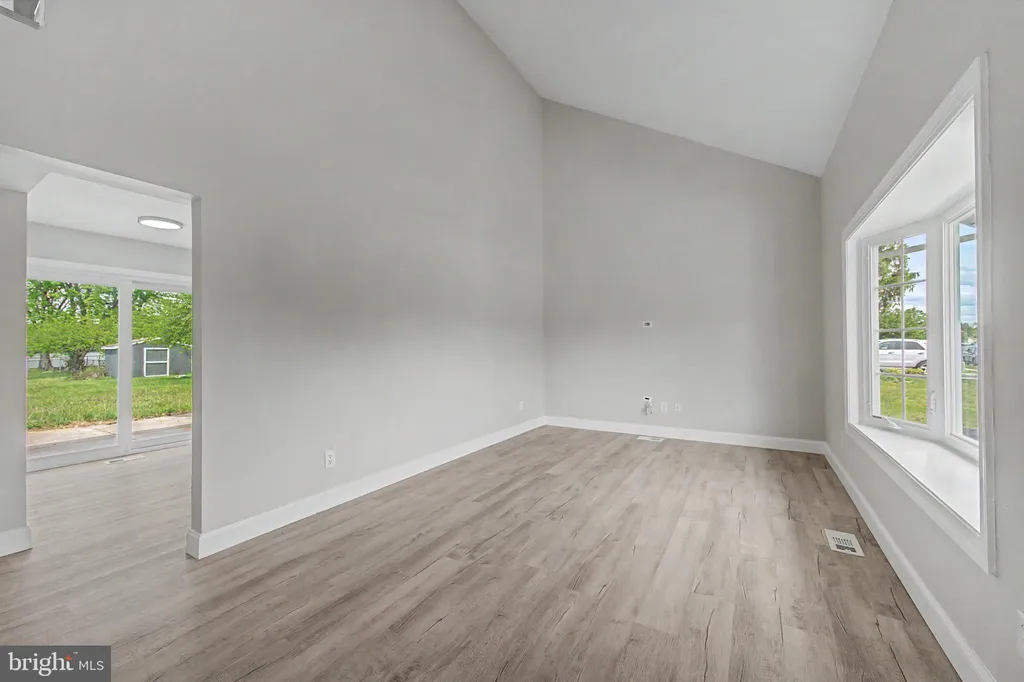 30 Arbor Meadow Drive, Sicklerville, NJ 08081 photo 2