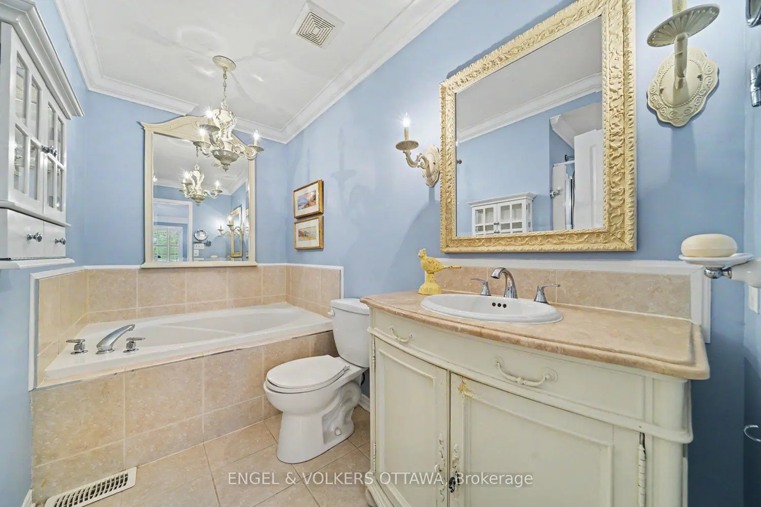 Additional image 9 of 114 Rustwood Private