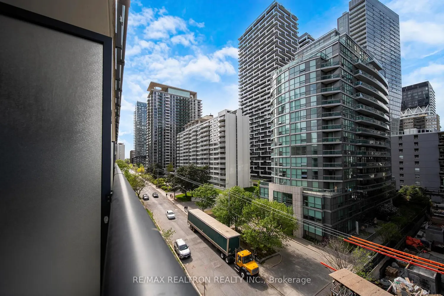 Additional image 15 of 161 Roehampton Avenue 603