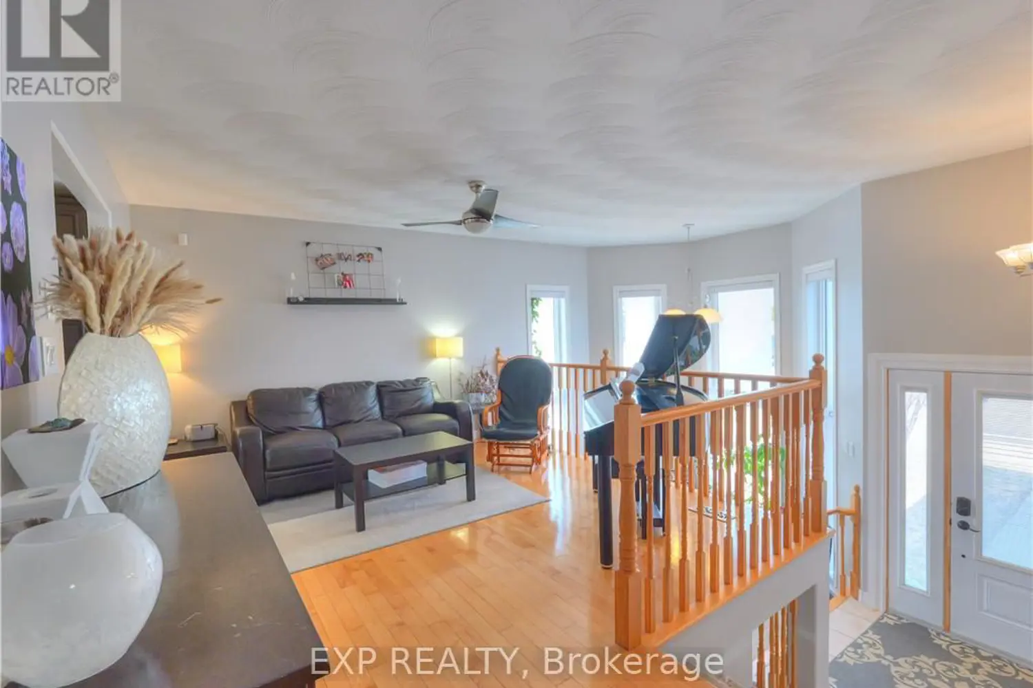 Additional image 2 of 4343 Chateau Crescent