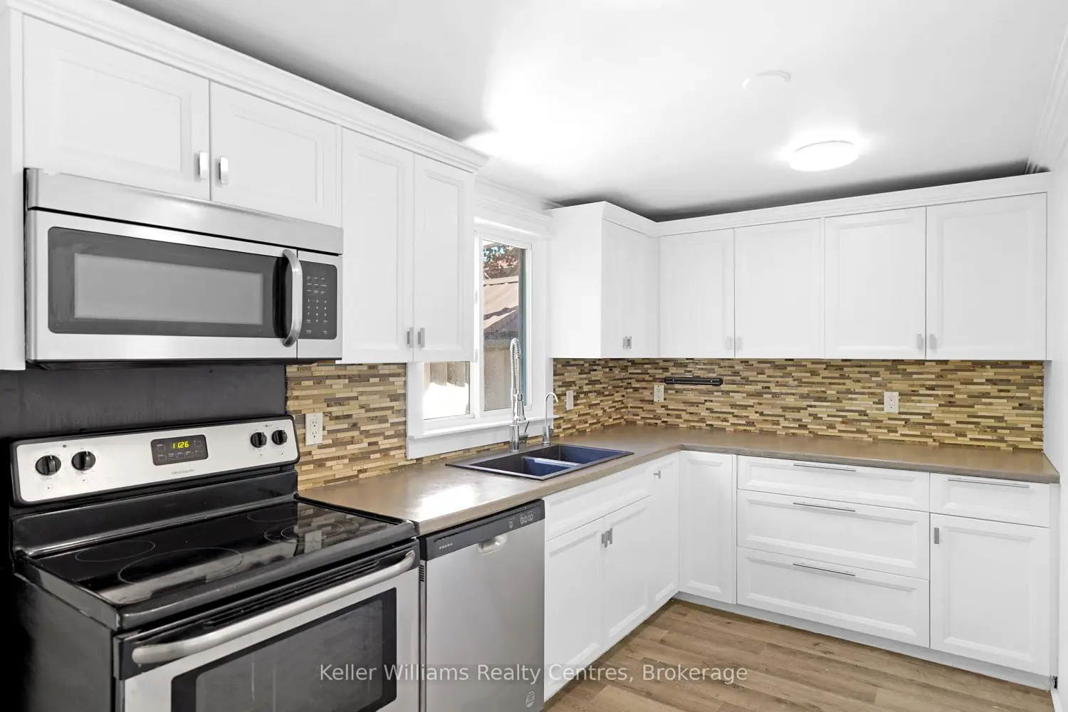 Additional image 10 of 551 Louisa Street