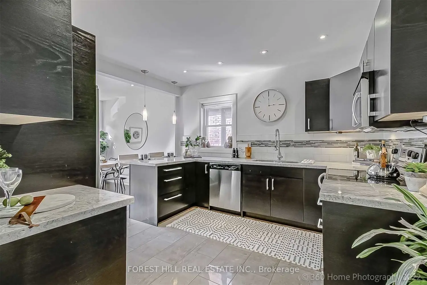 Additional image 6 of 373 Woodbine Avenue