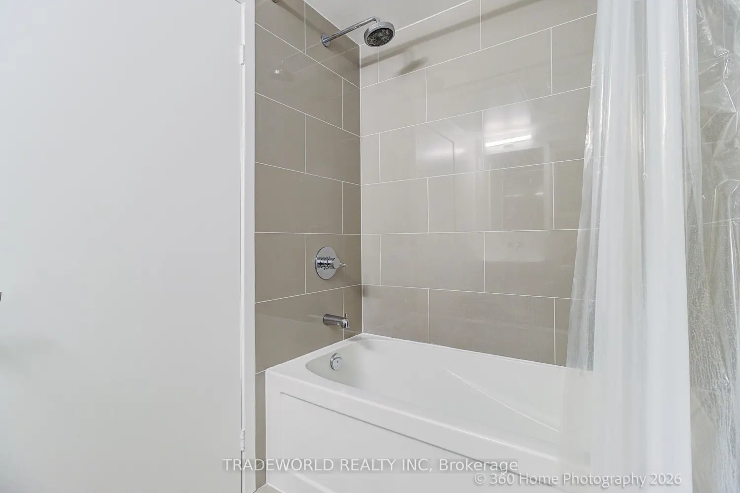 Additional image 14 of 100 Harbour Street 4706
