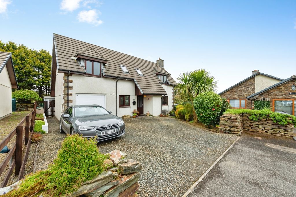 4 bed detached house for salePark Pennkarn, Delabole, Cornwall PL33
