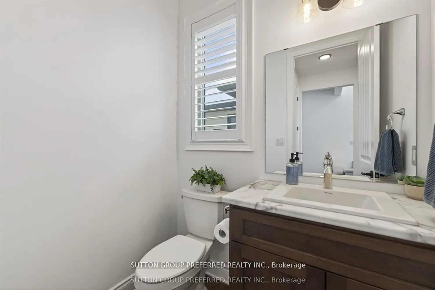 105 Harvest Lane photo 3