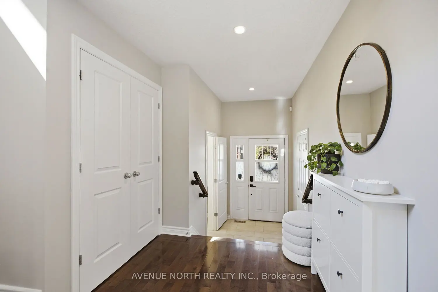 456 Brettonwood Ridge photo 3