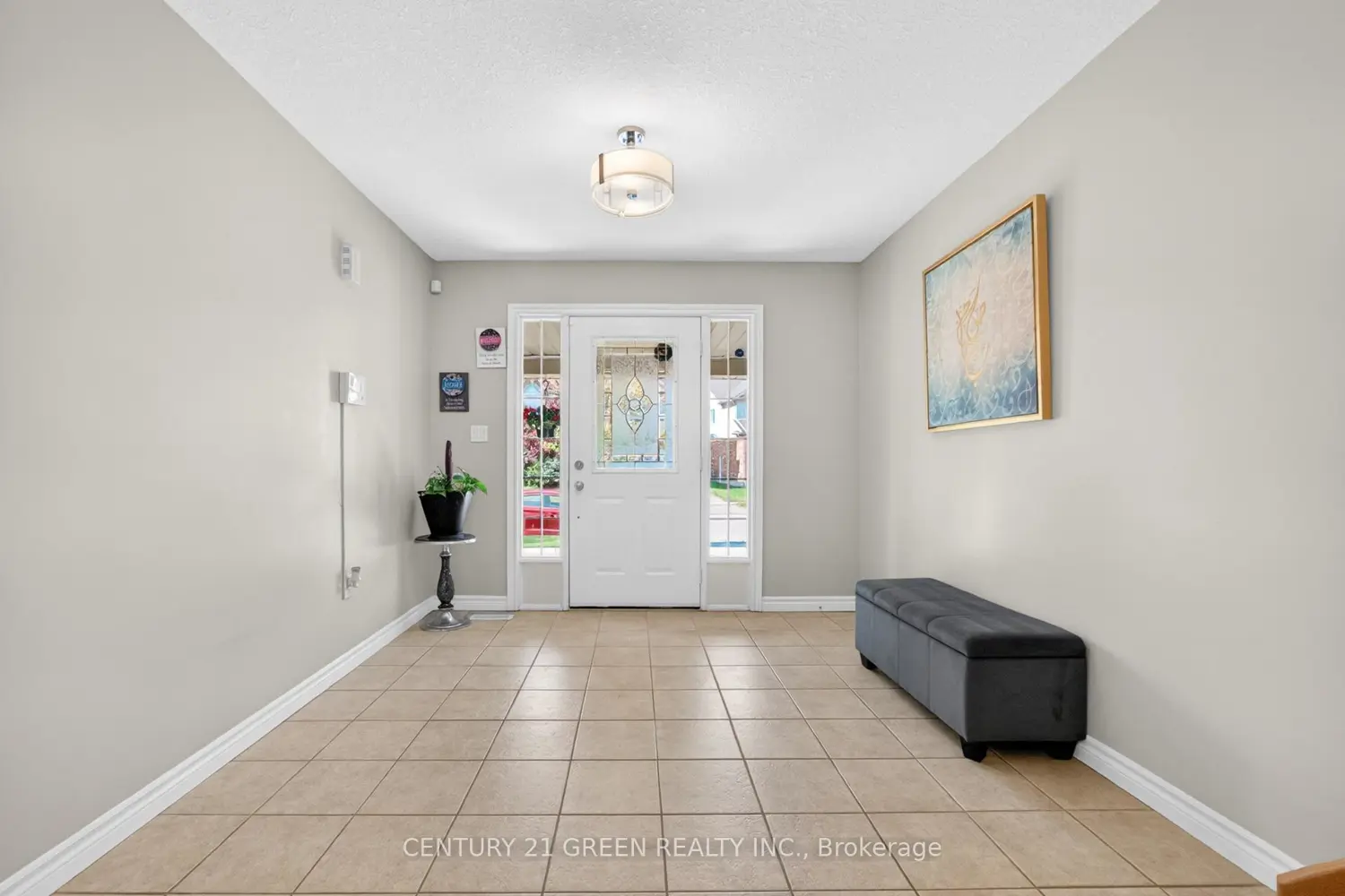 21 Hawkswood Drive photo 3