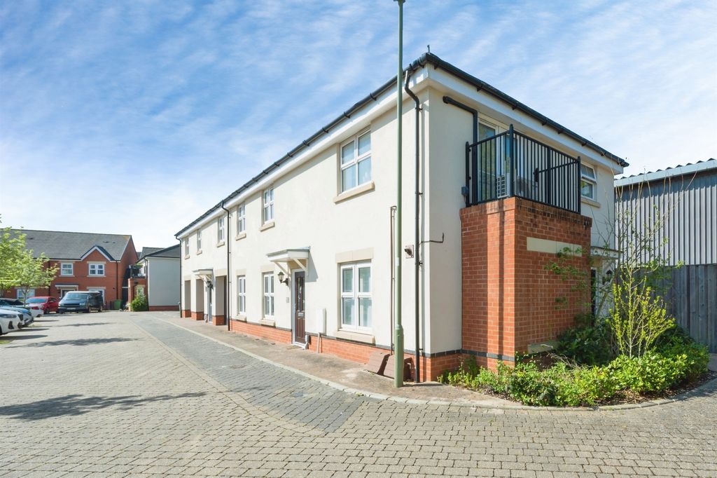 Additional image 12 of 2 bed flat for saleBakers Crescent, Eastleigh SO50